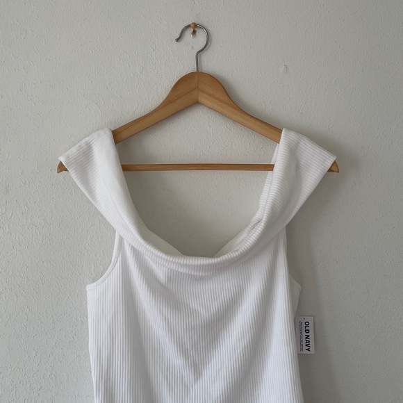 Old Navy Off Shoulder Ribbed Tee White - Picture 6 of 14